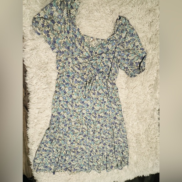 Women’s Cute Floral Dress L - Picture 1 of 4